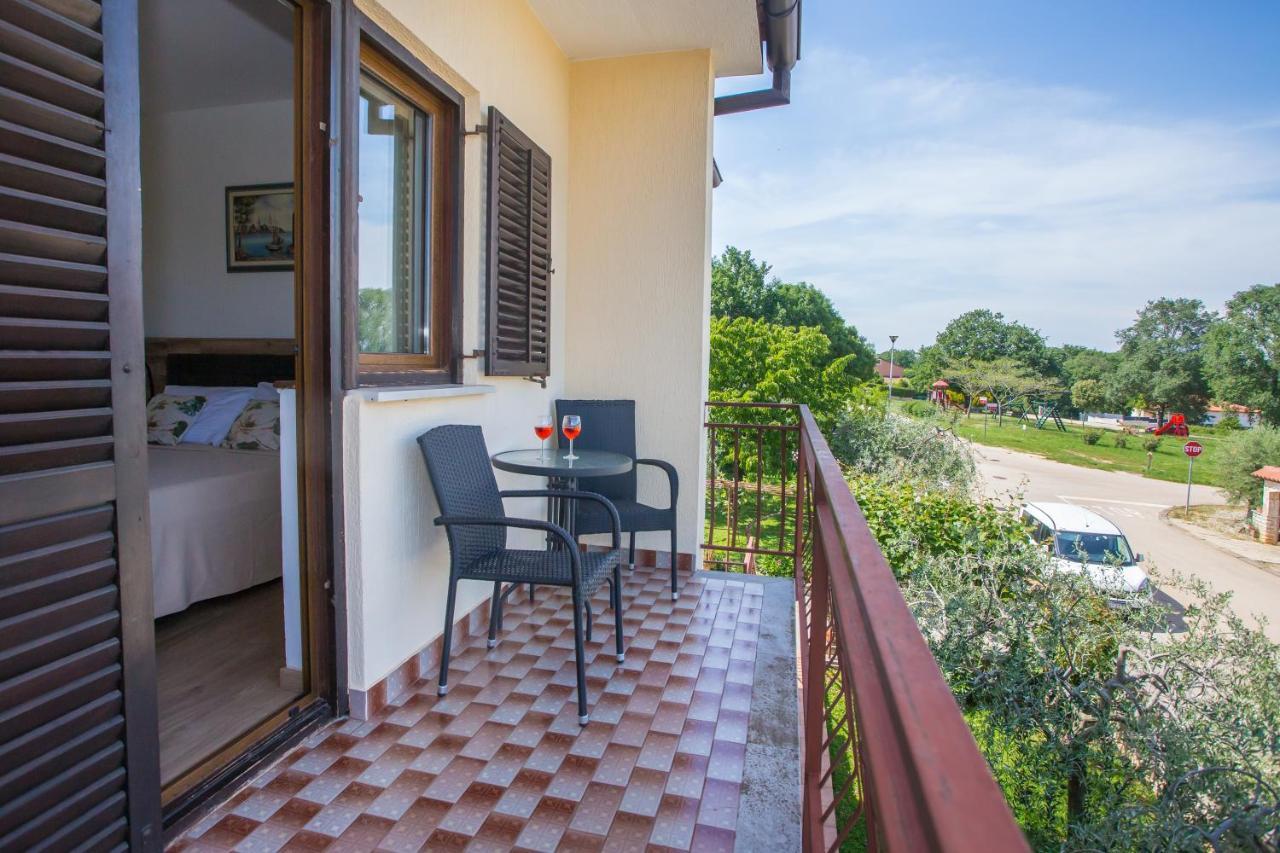Apartment Anna Πόρετς Εξωτερικό φωτογραφία