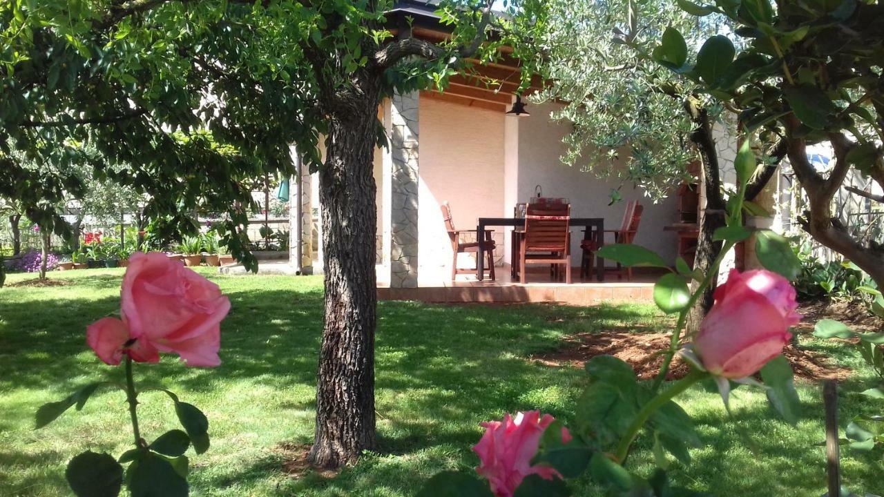 Apartment Anna Πόρετς Εξωτερικό φωτογραφία